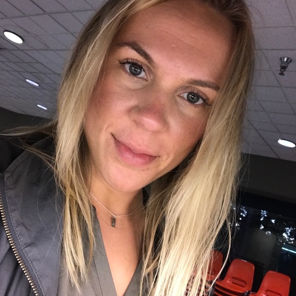 Meet your Posher, Tanja - Picture 1 of 1